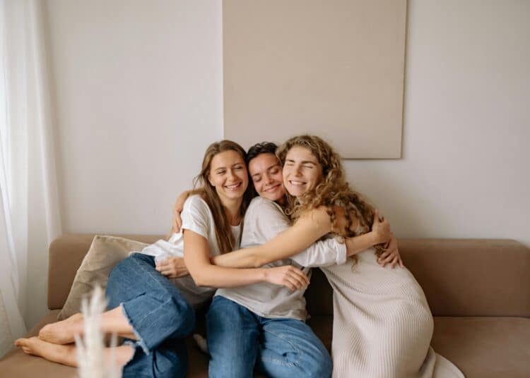 pexels-yankrukov - 5 memes qui résument bien ton été au kot