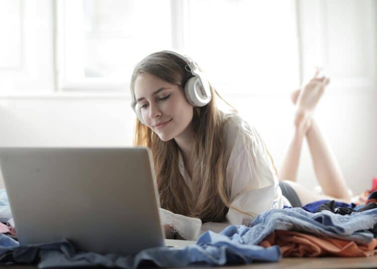 Quel type de série devrais-tu regarder à côté des cours ?