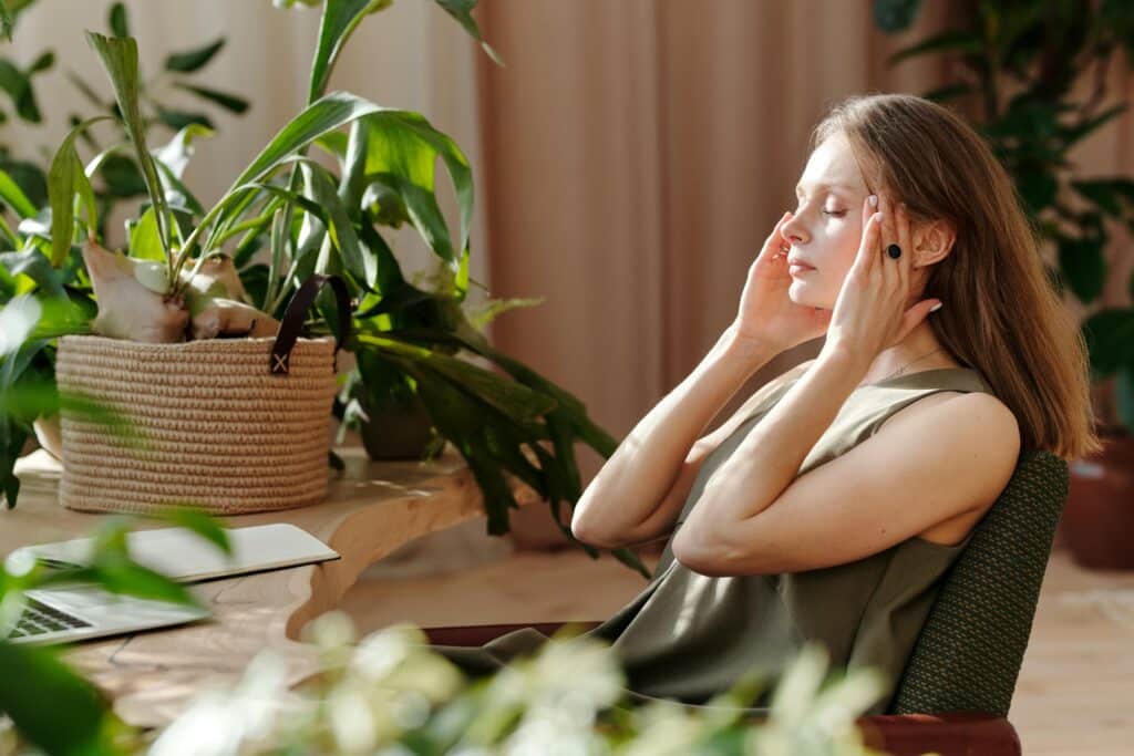 Hoe overleef je een extraverte omgeving als introverte student