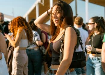 4 voordelen van rooftopbars voor studenten tijdens de zomer