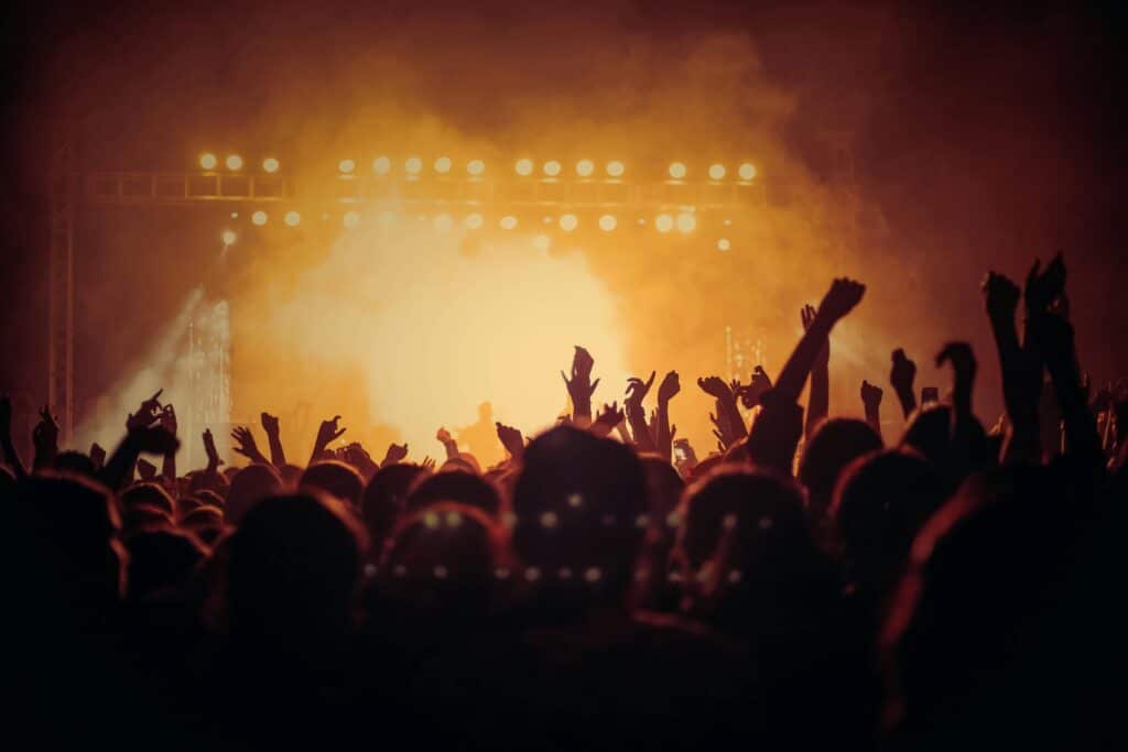 pexels-vishnurnair - Si t'es un festivalier, ces 5 memes sont pour toi