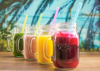 4 frisse smoothies om je zomer te boosten