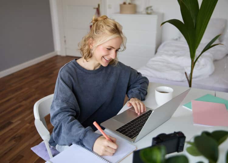 Bon plan étudiant : Comment obtenir une réduction étudiante chez Proximus ?