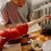 pexels-cottonbro - 5 memes qui vont te faire relativiser sur tes colocs