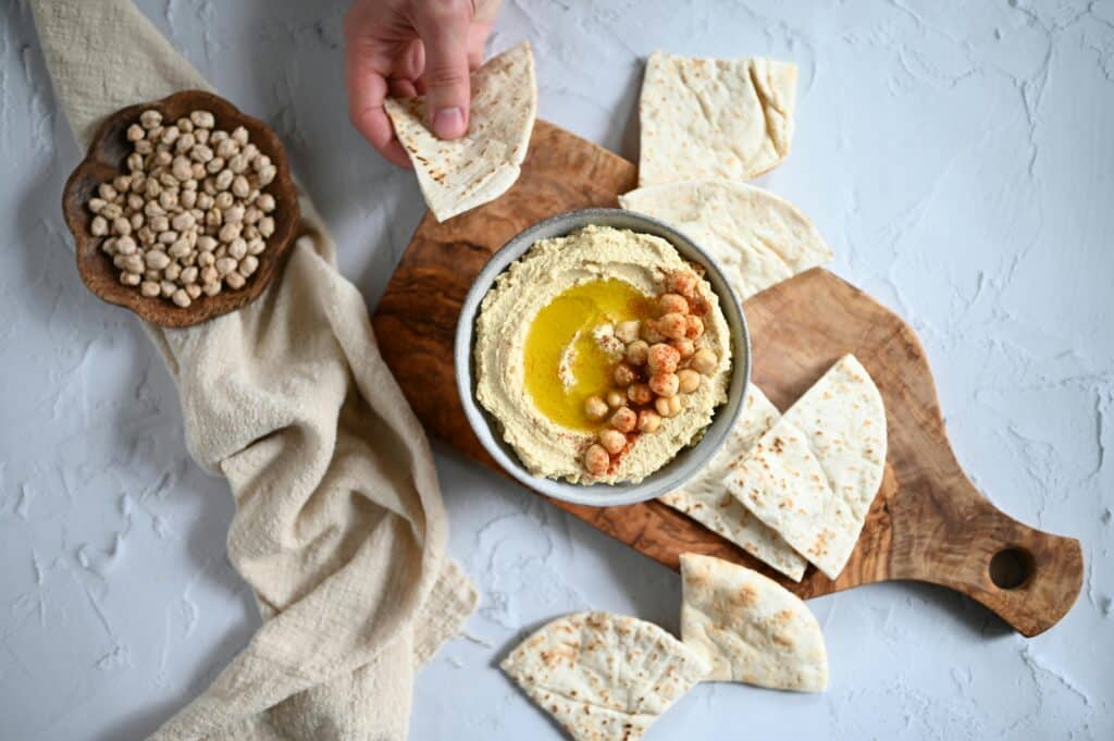 Snelle natural hummus