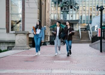 pexels-george-pak - 5 memes qui résument tes premiers cours