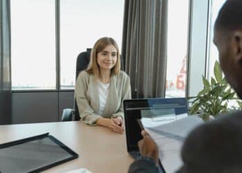 Comment gérer ton entretien d’embauche pour ton premier job