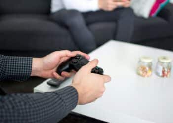 pexels-mareklevak - 5 jeux vidéo à s’offrir à Noël