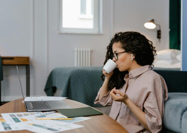 pexels-mart-production